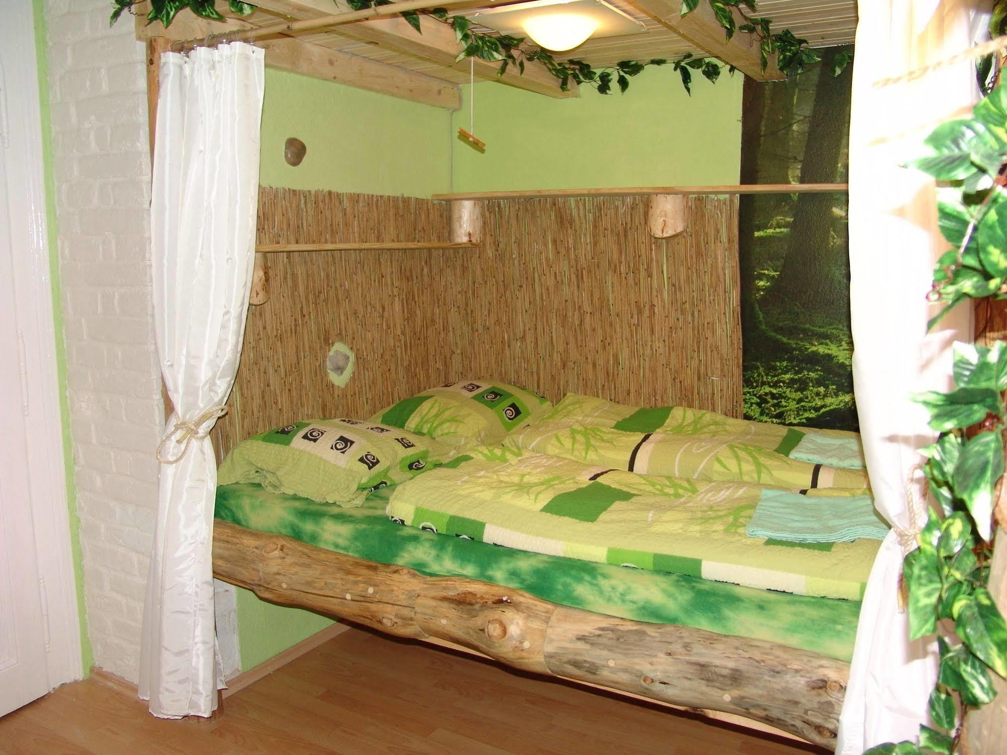 Hostal Artharmony & *